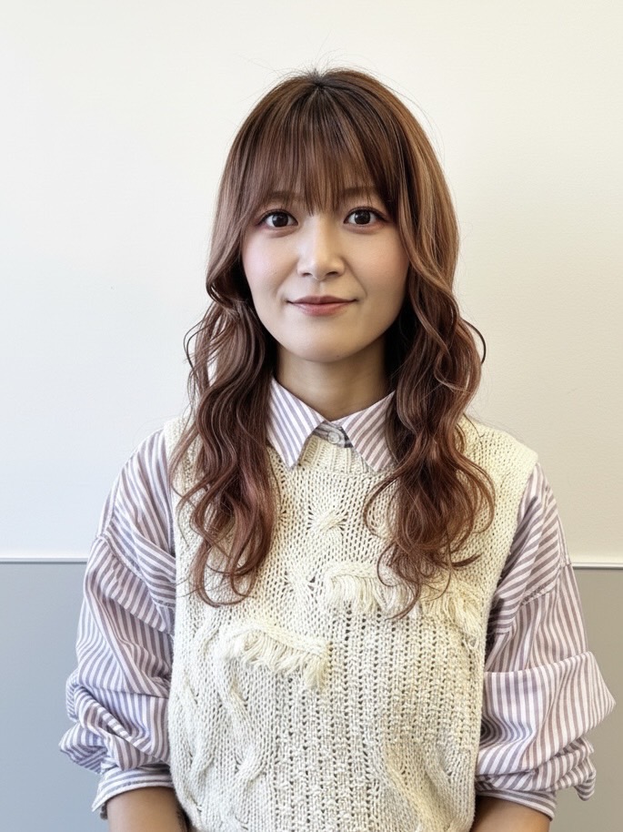 村上優香 Stylist